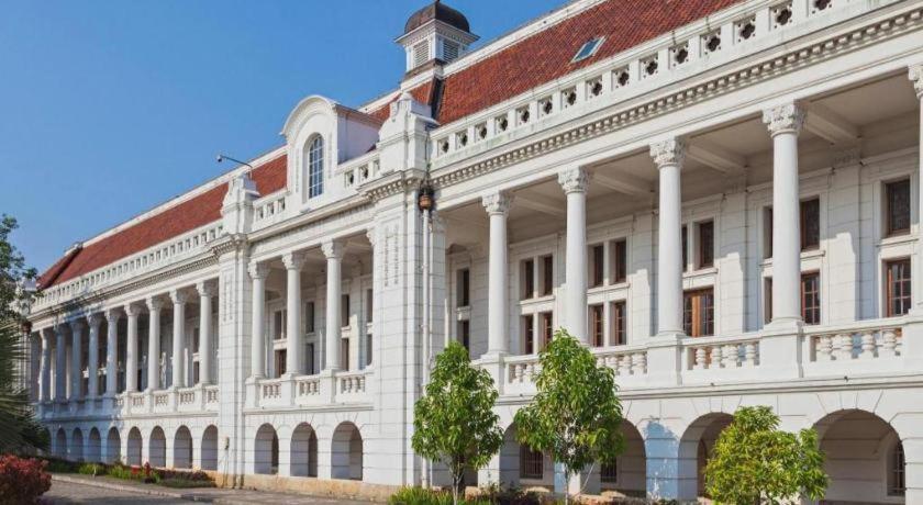 Hotel Lautze Indah Джакарта Екстер'єр фото